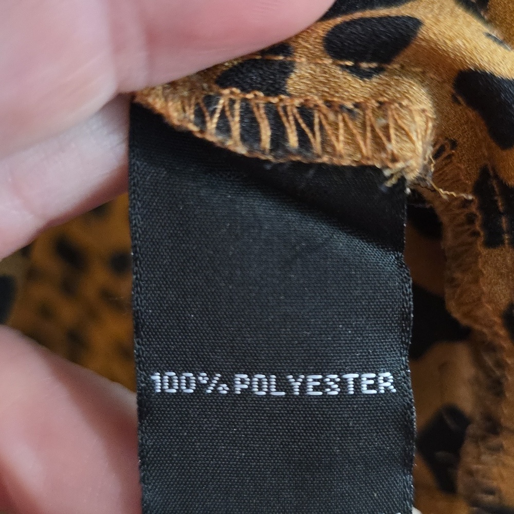 B Wear Cheetah Print Button Down Tunic Style Blouse Size XS - Picture 5 of 5